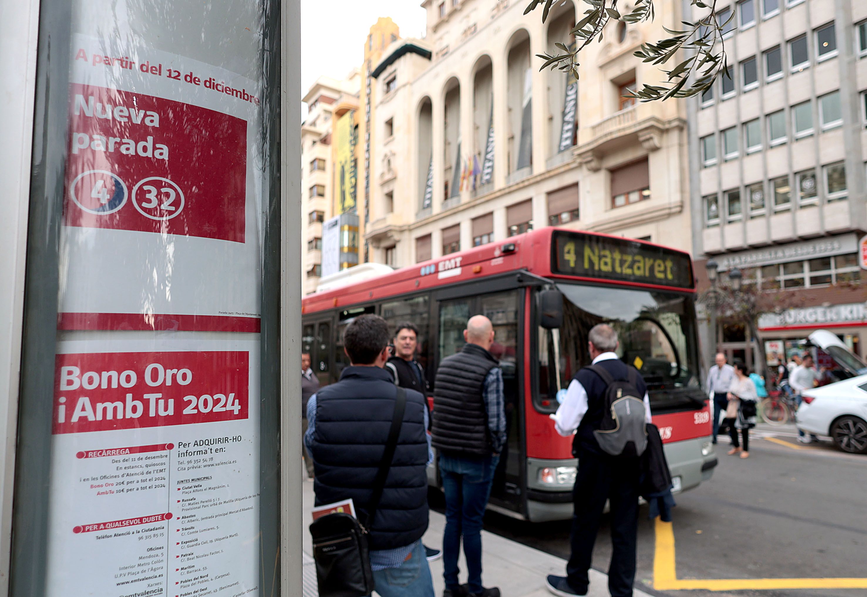 Se Incrementan Un 12 Los Viajeros En La Nueva Parada EMT De La Plaza