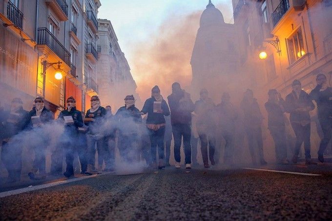 Fuegos artificiales ilegales en las Fallas de Valencia: la Guardia Civil  interviene 170.000 unidades