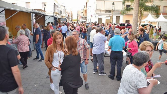 Fira Comercial de Foios en una imatge d'arxiu Fira Comercial de Foios en una imatge d'arxiu