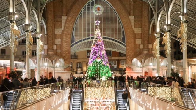 Llums de Nadal en el Mercat de Colón de València