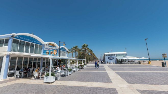 Passeig Marítim de la Platja de la Malva-rosa i quiosquets (Visit Comunitat Valenciana)