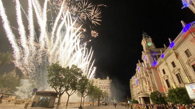 Imatge d'un piromusical en les Falles de València