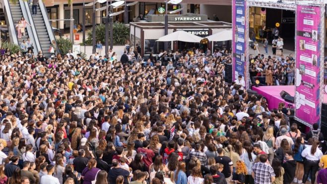 Un concierto en el centro comercial Bonaire