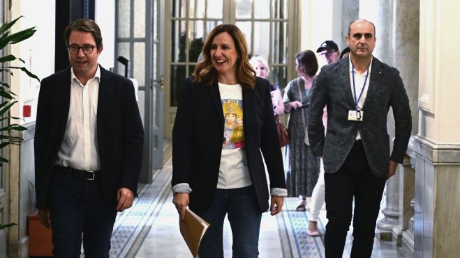 María José Català a l'entrada de la Junta de Govern Local