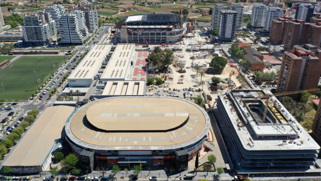 Avanç de les obres del Roig Arena