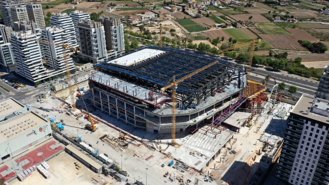 Avanç de les obres del Roig Arena