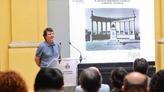 Vicent Escrivà durante la presentación de los resultados del previo del estudio para reconstruir el monumento a Joaquín Sorolla