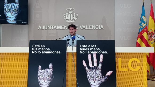 Juan Carlos Caballero, concejal de Bienestar Animal del Ayuntamiento de València en rueda de prensa