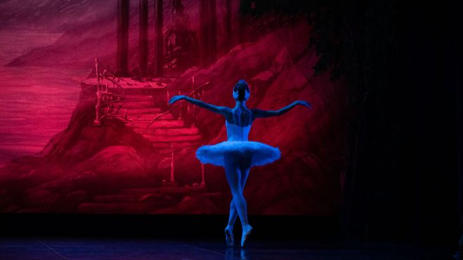 Una de las actuaciones de la gira solidaria del Ballet de Kiev