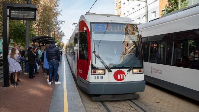 Un tramvia de Metrovalencia. Imatge: Xisco Navarro