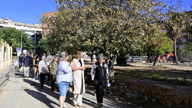 L'alcaldessa María José Catalá visita Favara