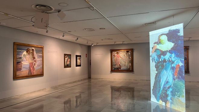 Exposició "En el mar de Sorolla con Manuel Vicent” a la Fundació Bancaixa