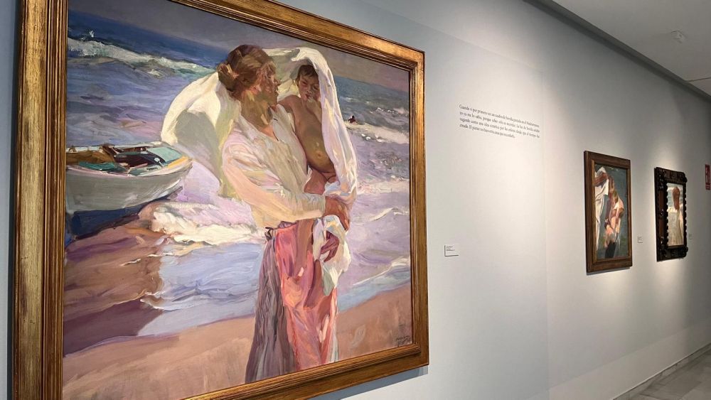 Exposición "En el mar de Sorolla con Manuel Vicent” en la Fundación Bancaja