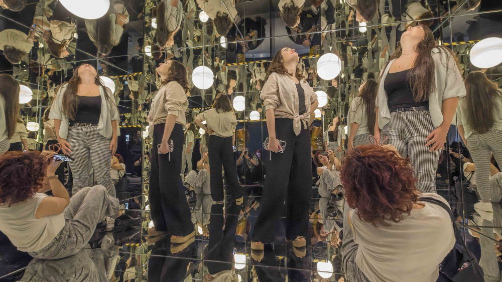 Exposición 'Espejos. Dentro y fuera de la realidad' en CaixaForum València (Vicente A. Jiménez) Exposición 'Espejos. Dentro y fuera de la realidad' en CaixaForum València (Vicente A. Jiménez)