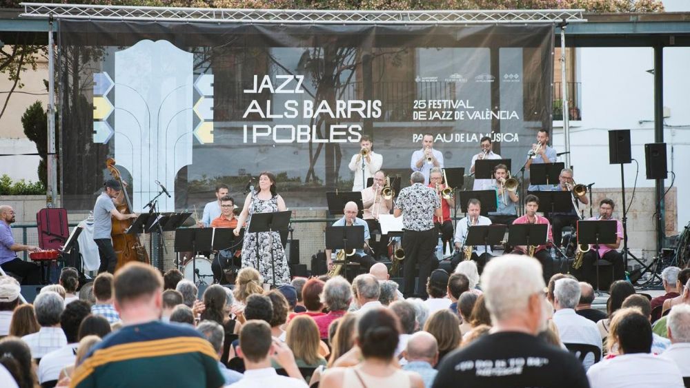Un concierto del Festival de Jazz en un barrio de Valencia 2 Un concierto del Festival de Jazz en un barrio de Valencia 2