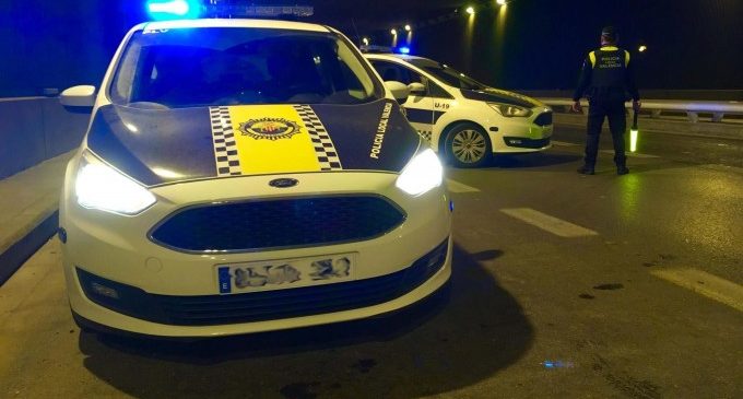 La Policía Local de València establece controles de tráfico para evitar y vigilar desplazamientos